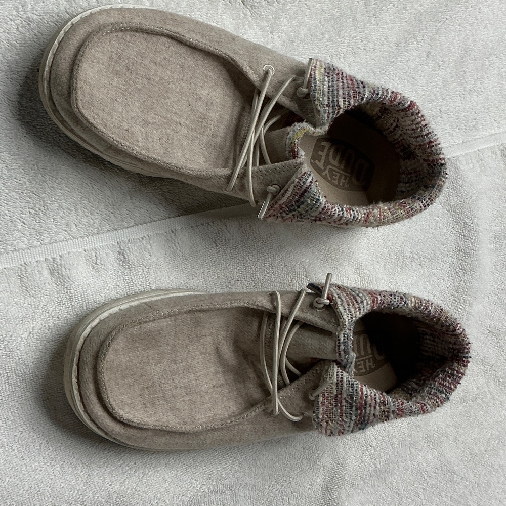 Hey Dude Men’s Beige Slip-On Loafers with Multicolor Knit Collar